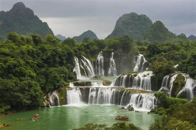 美联储年内第三次大幅加息，继续遏制通胀，民众的生活因此发生了什么改变？游戏画面